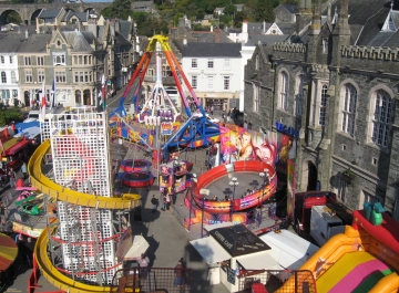 Fair rides in Bedford Square